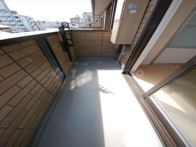 15/26 バルコニー