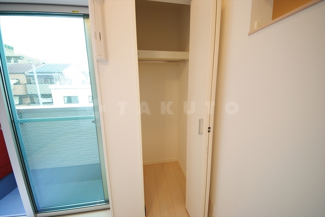 18/28 バルコニー