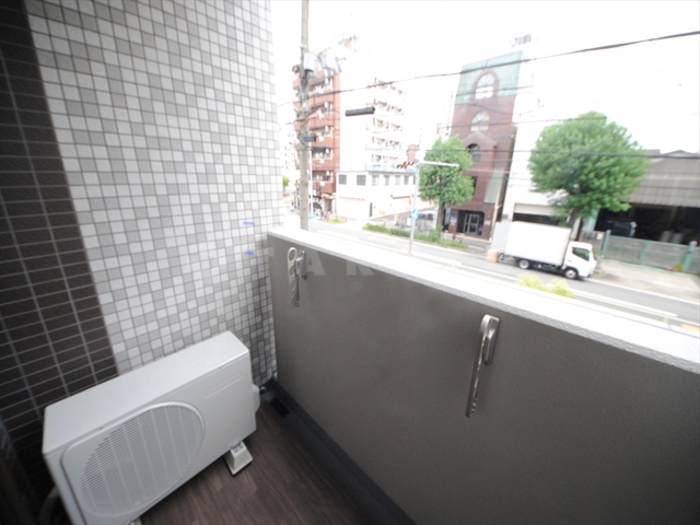 17/27 バルコニー