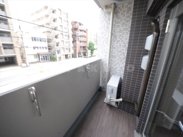 16/27 バルコニー