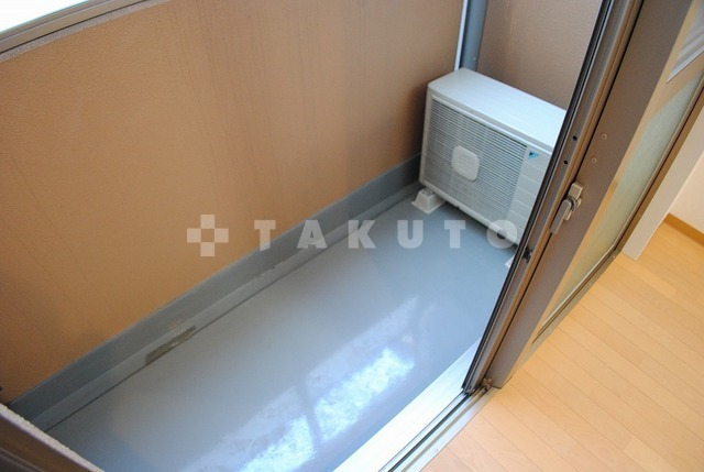 15/26 バルコニー