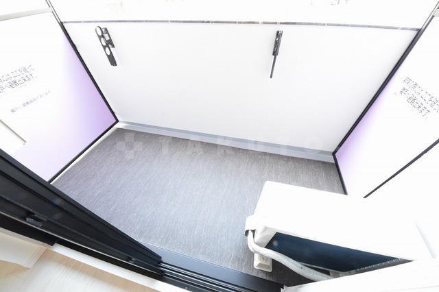 20/30 バルコニー