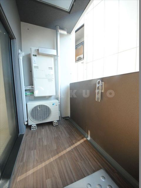 15/27 バルコニー