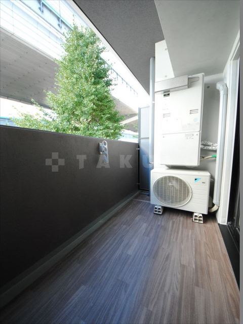 17/28 バルコニー