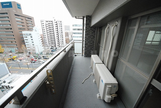 14/27 バルコニー