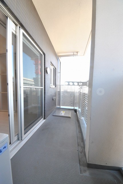 25/30 バルコニー