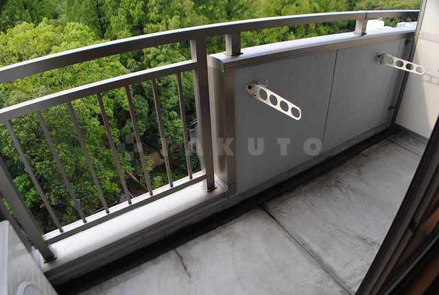20/30 バルコニー