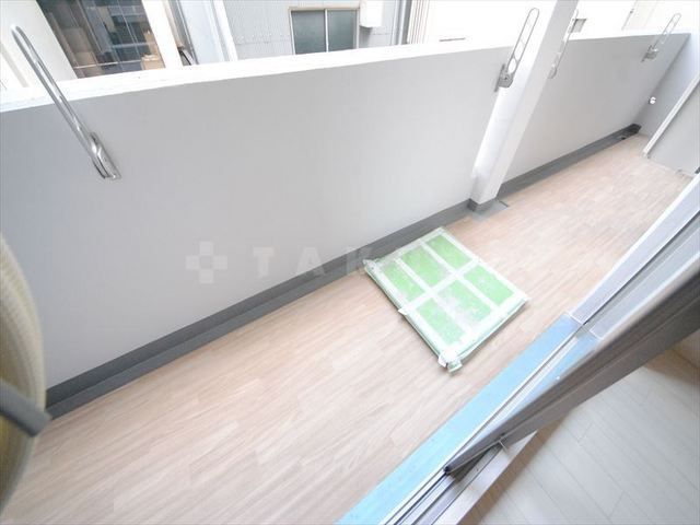 20/30 バルコニー