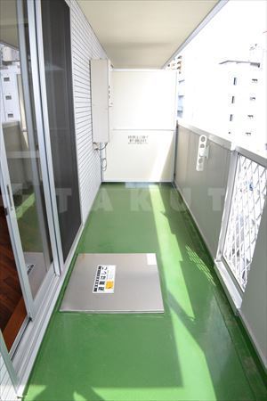 16/25 バルコニー