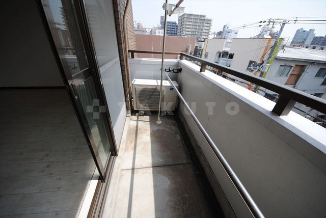 21/30 バルコニー