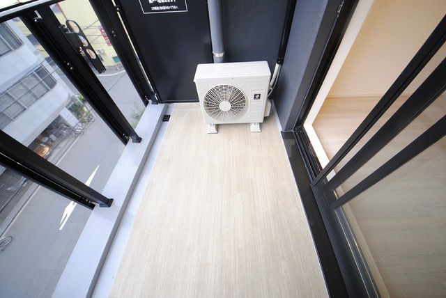 23/30 バルコニー