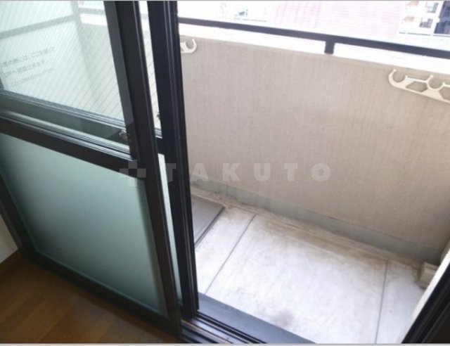 16/27 バルコニー