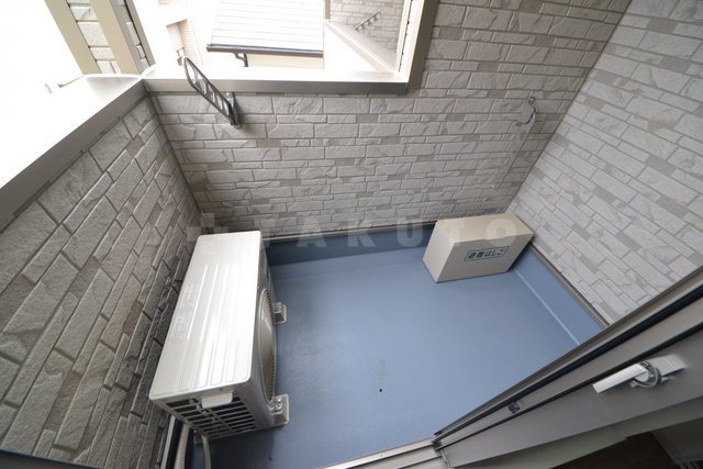 19/30 バルコニー