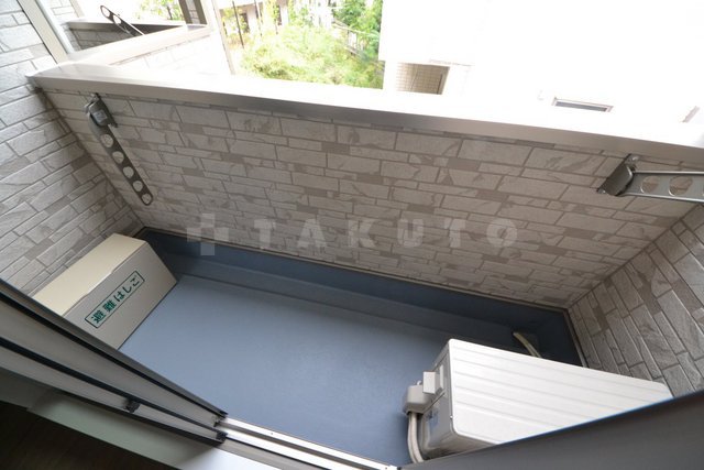 18/30 バルコニー