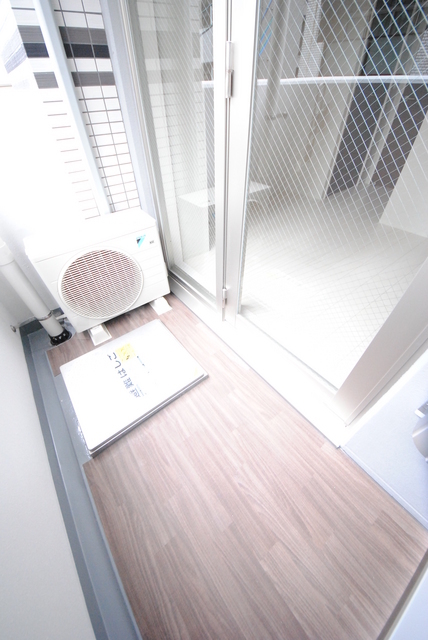 17/28 バルコニー