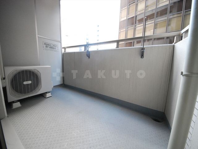 16/27 バルコニー