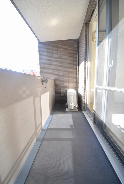 23/30 バルコニー