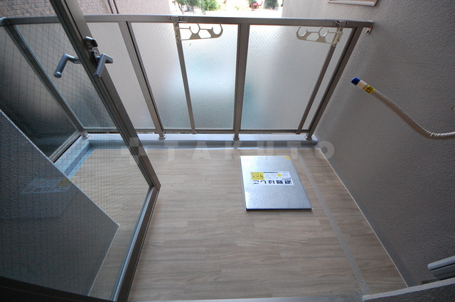 27/30 バルコニー