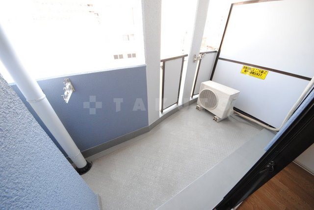 16/27 バルコニー