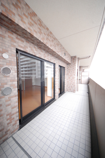 19/30 バルコニー