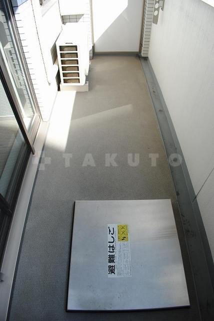 18/30 バルコニー