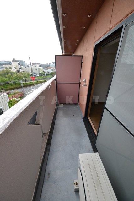 16/28 バルコニー