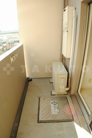 13/23 バルコニー