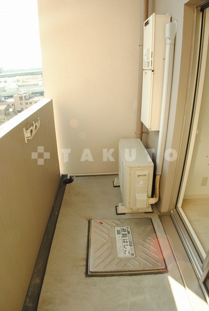 13/22 バルコニー