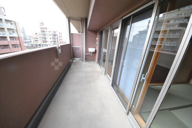 15/23 バルコニー