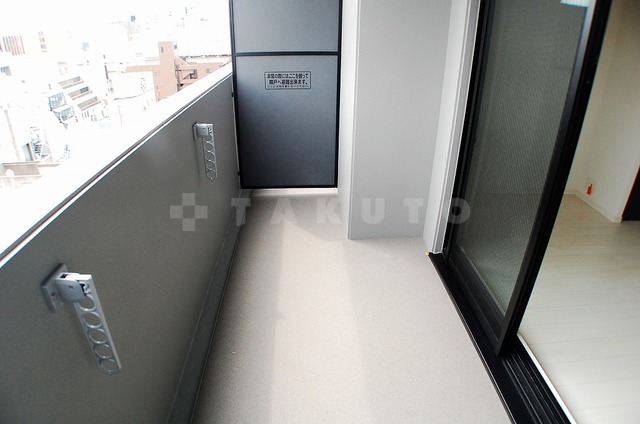 13/19 バルコニー