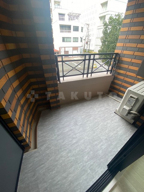 20/30 バルコニー