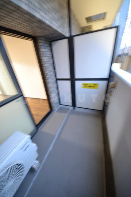 18/30 バルコニー