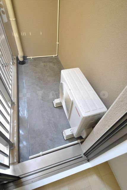 19/28 バルコニー