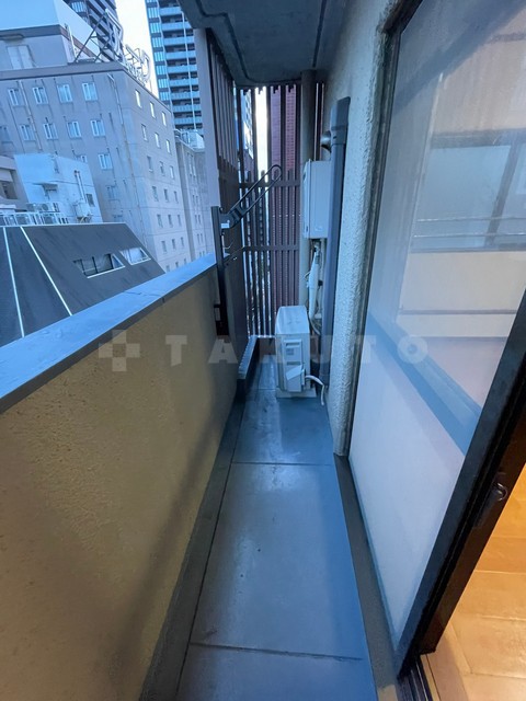 16/20 バルコニー