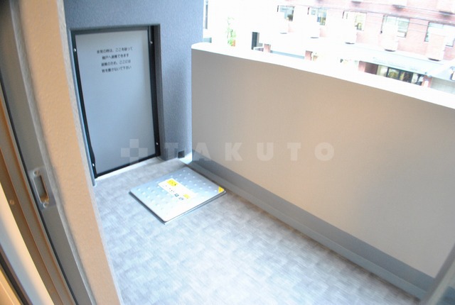 25/30 バルコニー