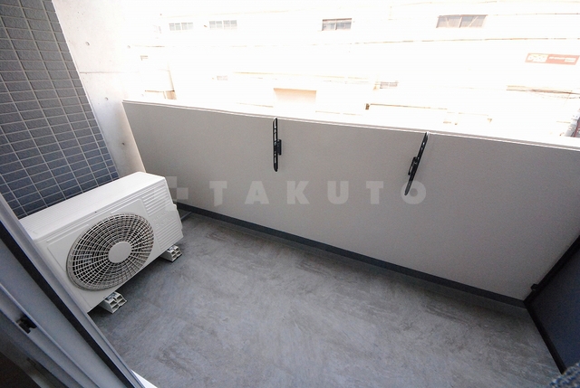 15/23 バルコニー