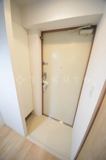 14/30 玄関