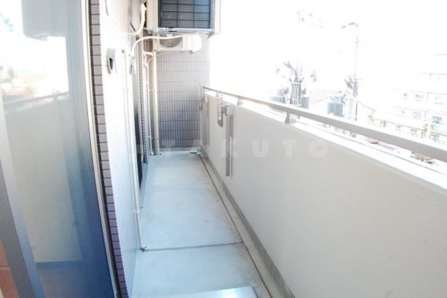 19/30 バルコニー