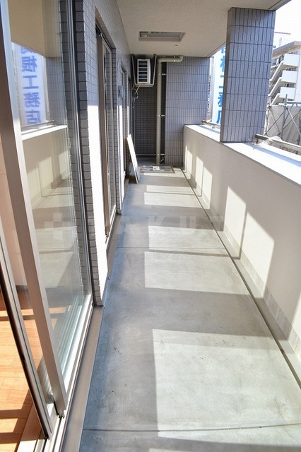 14/25 バルコニー