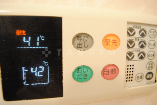 14/28 浴室