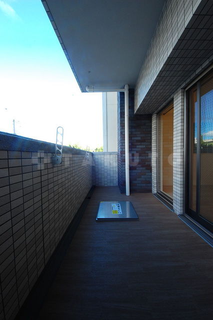 13/26 バルコニー