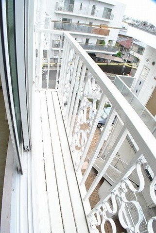 14/27 バルコニー