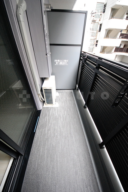 18/26 バルコニー