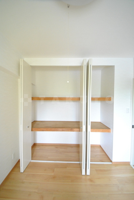 13/30 収納