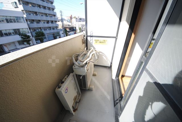 19/28 バルコニー