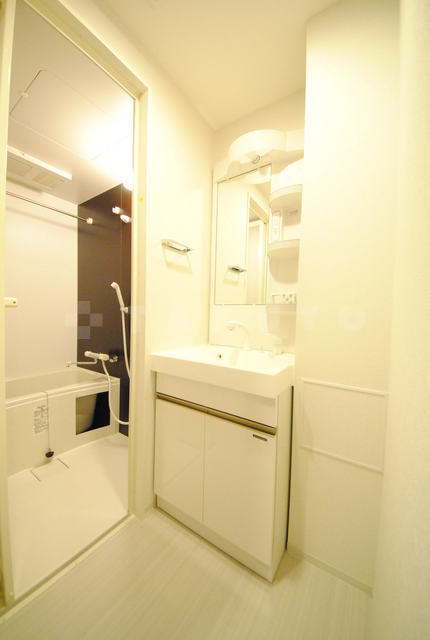17/28 洗面