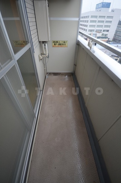 21/30 バルコニー