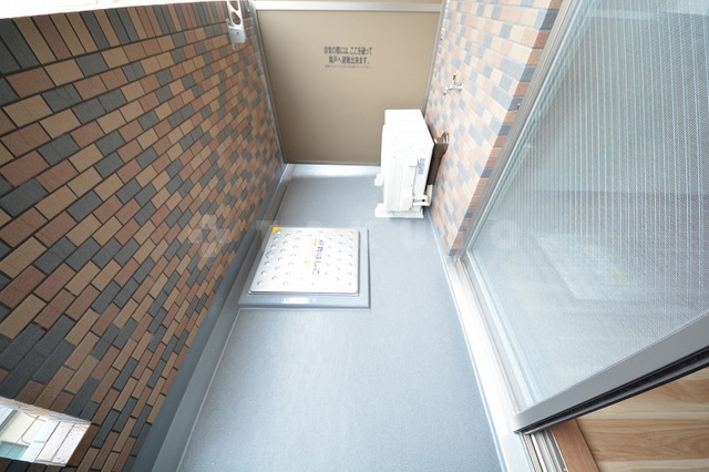 26/30 バルコニー