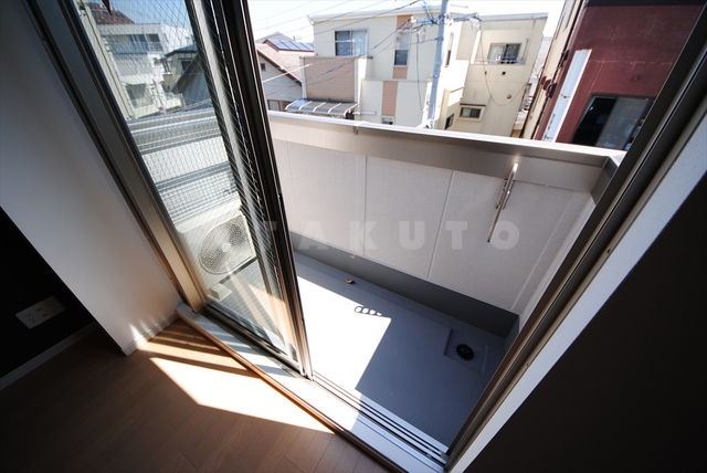 18/25 バルコニー