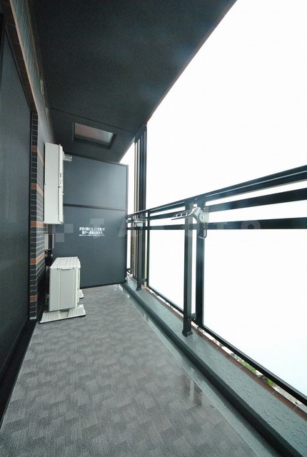 14/23 バルコニー